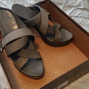 Gucci sandals